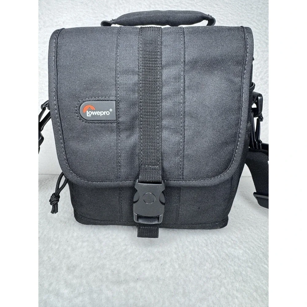 Lowepro‎ Adventura 140 Camera Bag Pre-owned